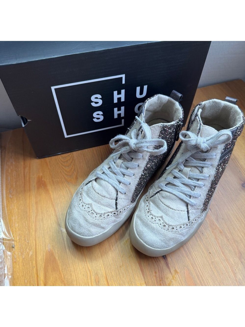 Shushop Riley pewter glitter girls fashion sneakers size 3